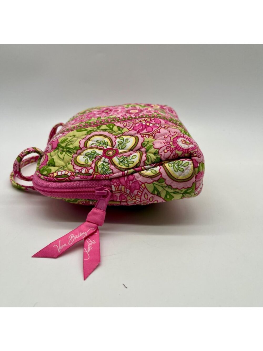 Vera Bradley Petal Pink Floral Quilted Makeup Bag - Picture 3 of 10